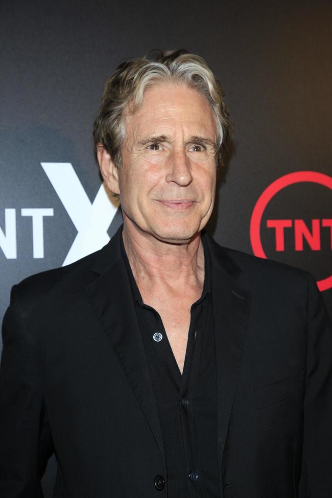 los angeles - 20 de outubro - john shea no tnt s agent x estreia no hotel london em 20 de outubro de 2015 em west hollywood, ca foto