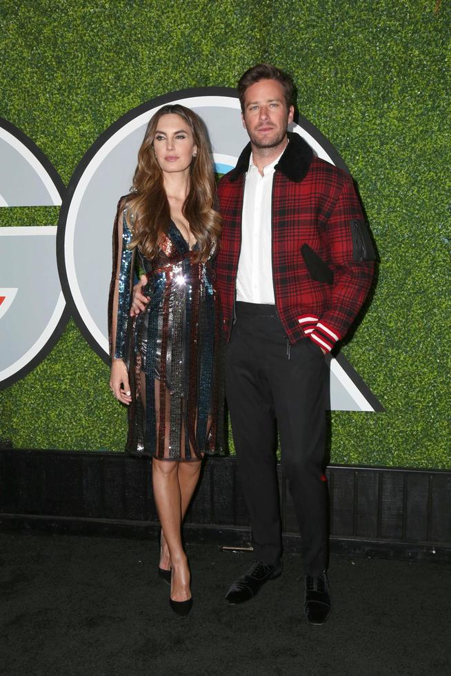 los angeles - 7 de dezembro elizabeth Chambers, armie hammer no 2017 gq men of the year no chateau marmont em 7 de dezembro de 2017 em west hollywood, ca foto