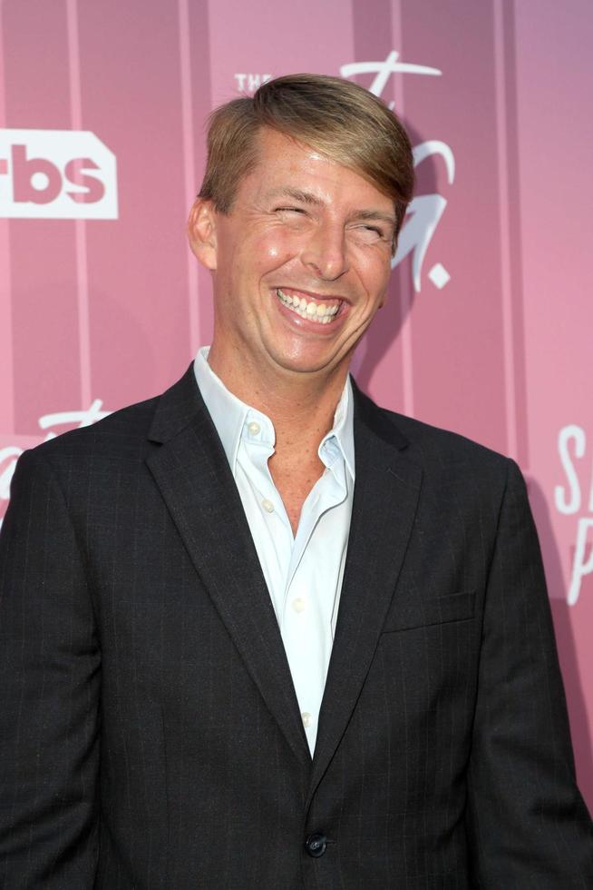 los angeles - 29 de abril jack mcbrayer no evento hipsters and ogs fyc no steven j ross theatre, Warner Bros lot em 29 de abril de 2018 em burbank, ca foto