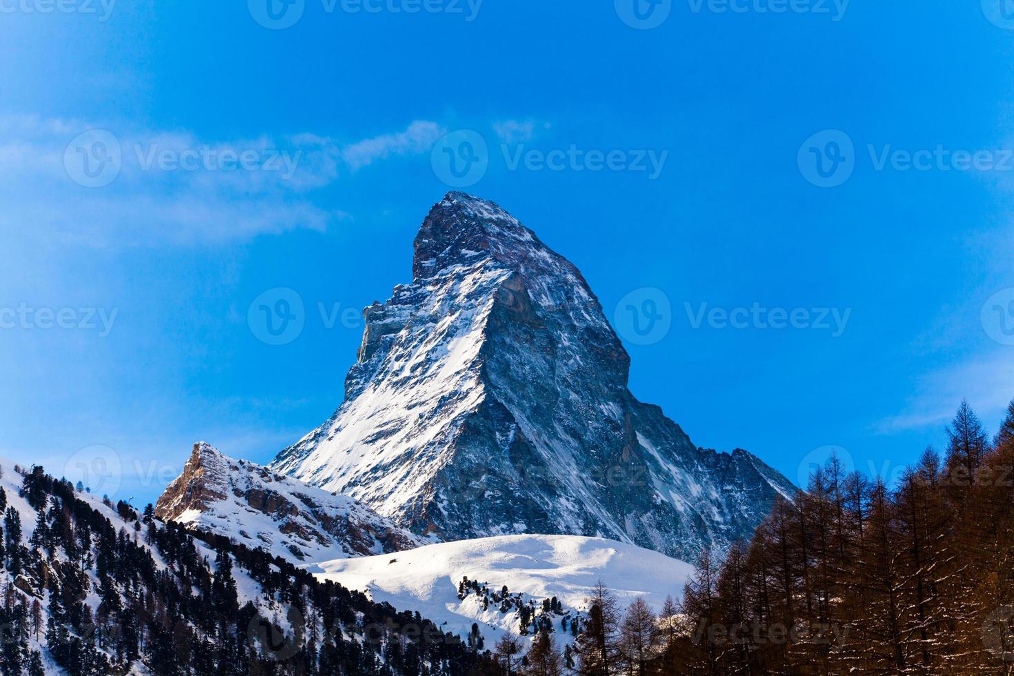 O Matterhorn na Suíça foto