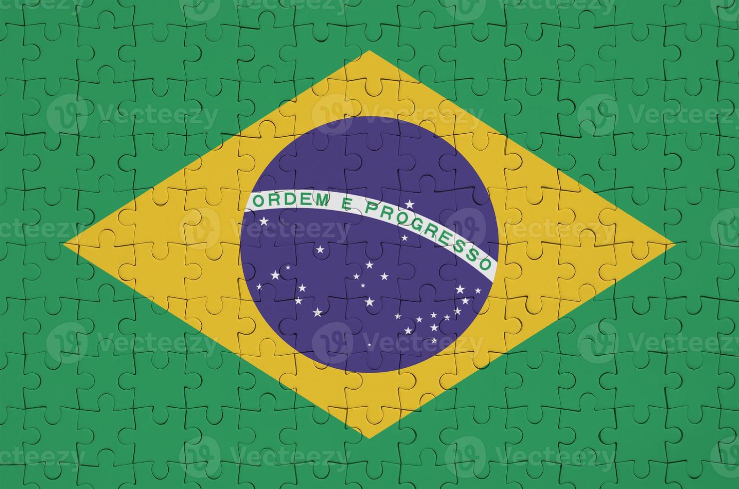 bandeira do brasil é retratada em um quebra-cabeça dobrado foto