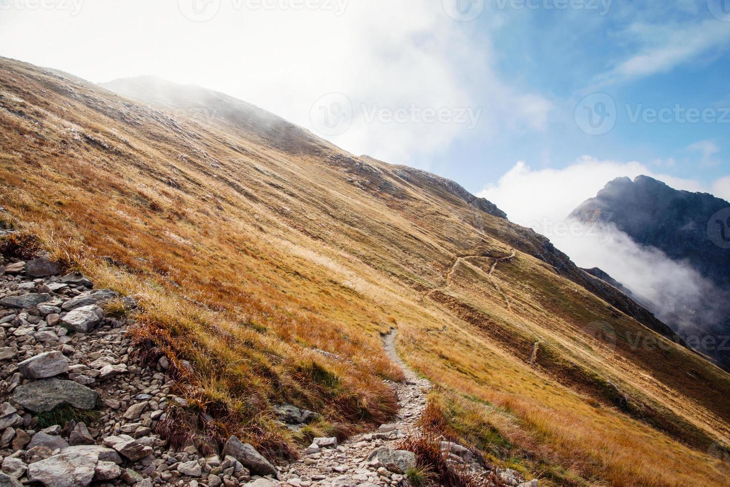 escalando volovec nas montanhas tatra foto