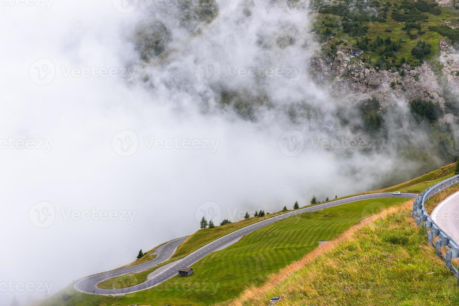 a estrada alpina grossglockner foto