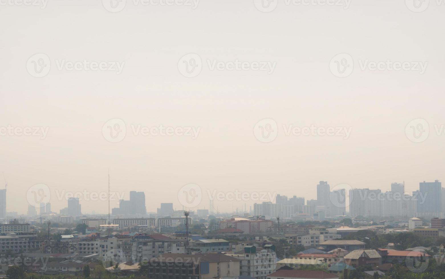 problemas de poluição de neblina excederam os padrões em cidades lotadas foto