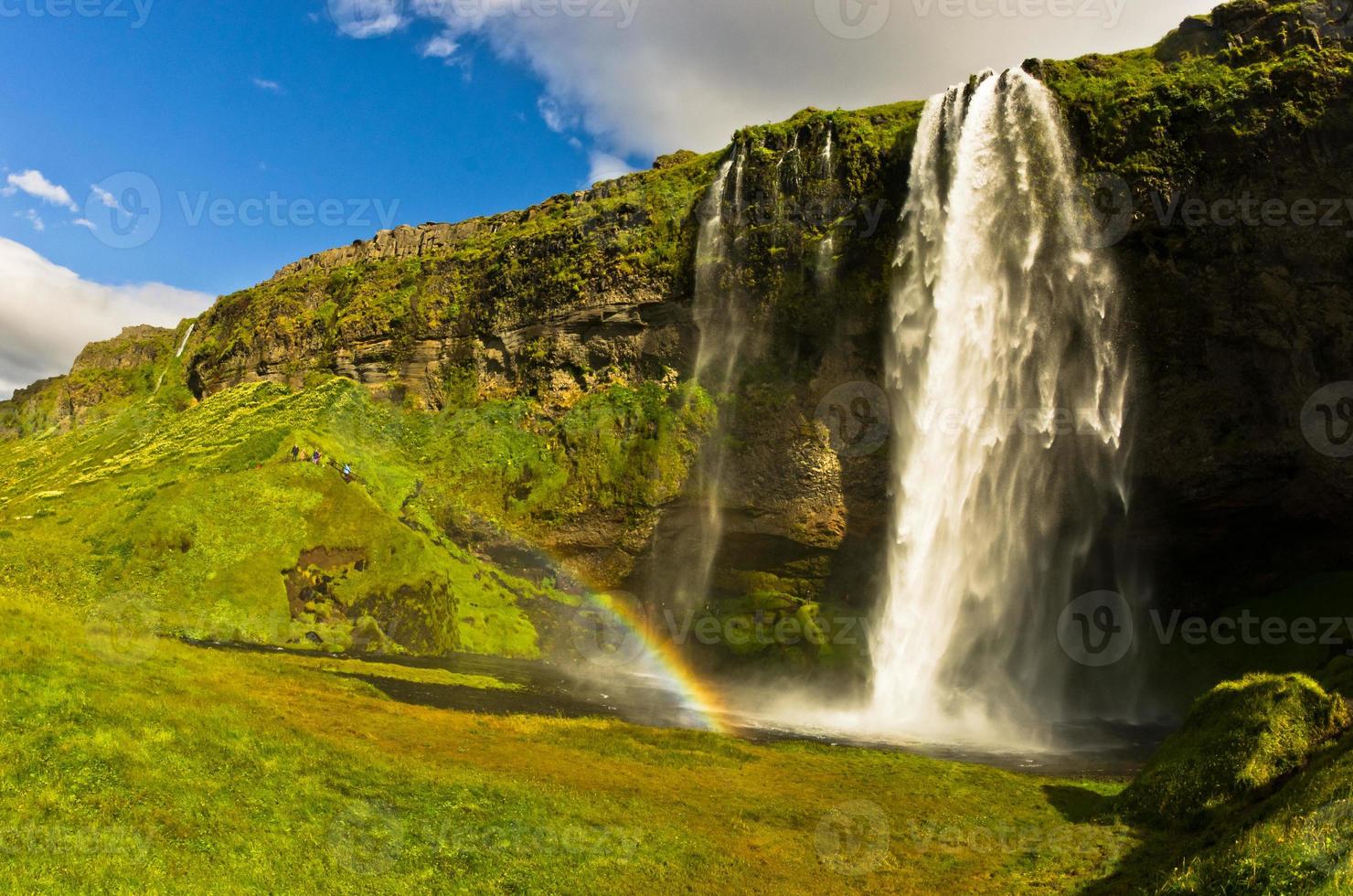 cachoeira seljalandsfoss do rio seljalandsa, sul da islândia foto