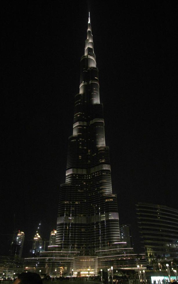 dubai, 2022 - burj khalifa à noite foto