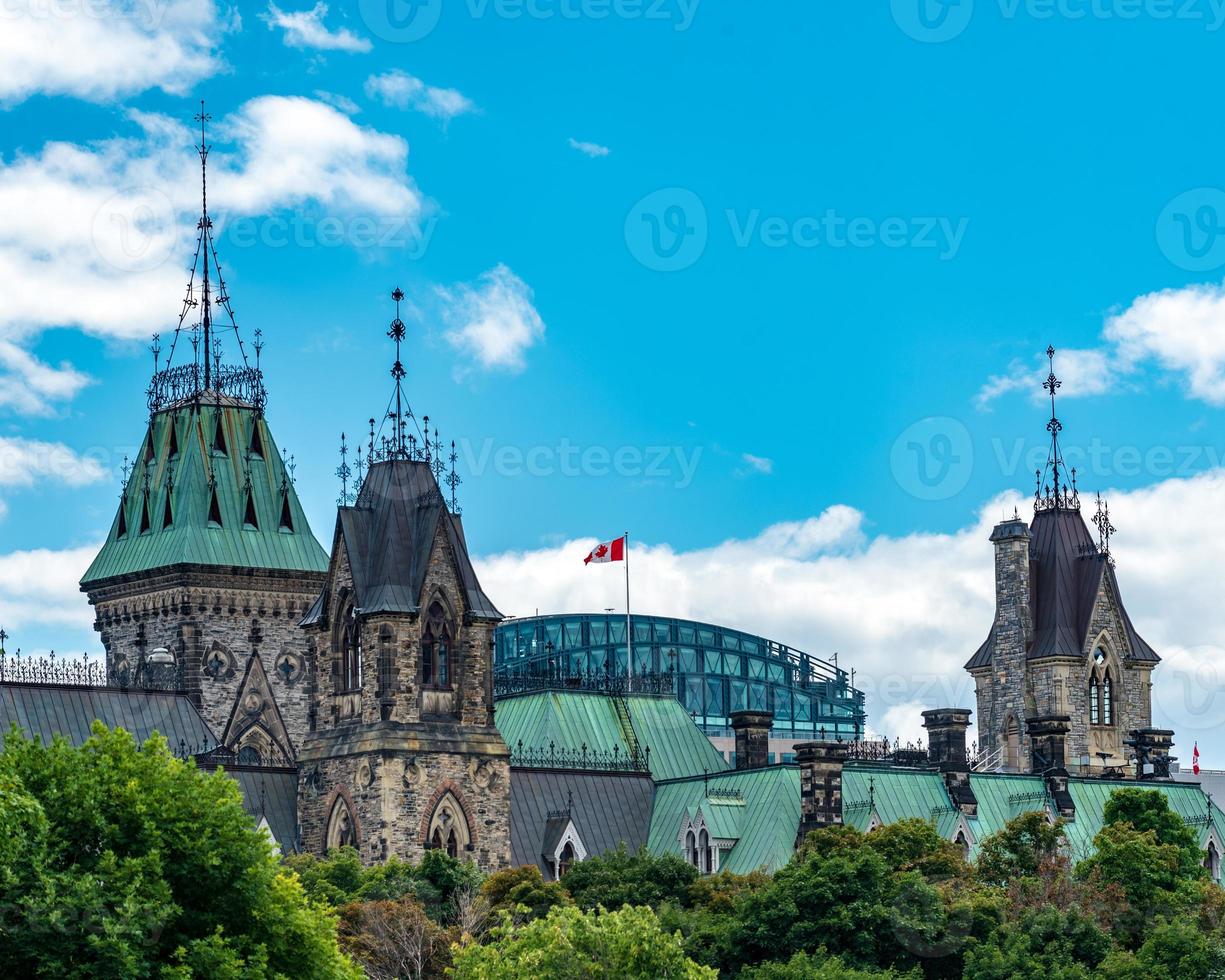edifícios do parlamento canadense em ottawa foto