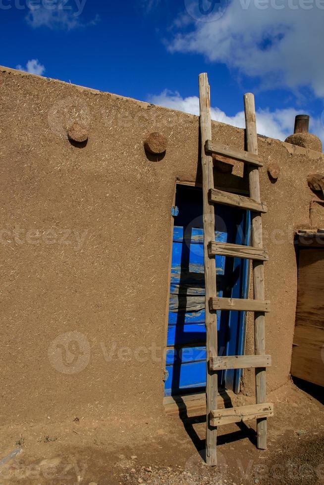 taos pueblo no novo méxico, eua foto