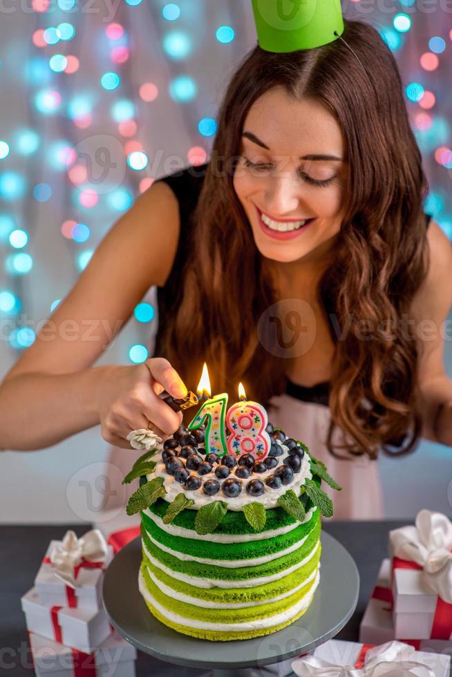 é Uma Menina! Bolo De Aniversário Imagem de Stock - Imagem de creme,  detalhes: 251453181