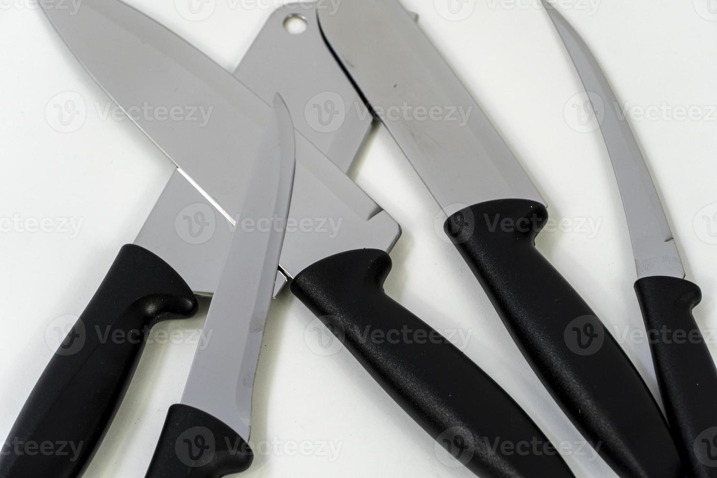 facas de cozinha de aço, isoladas em branco, facas de cozinha de metal, méxico foto