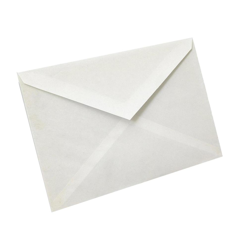 correio de envelope branco foto