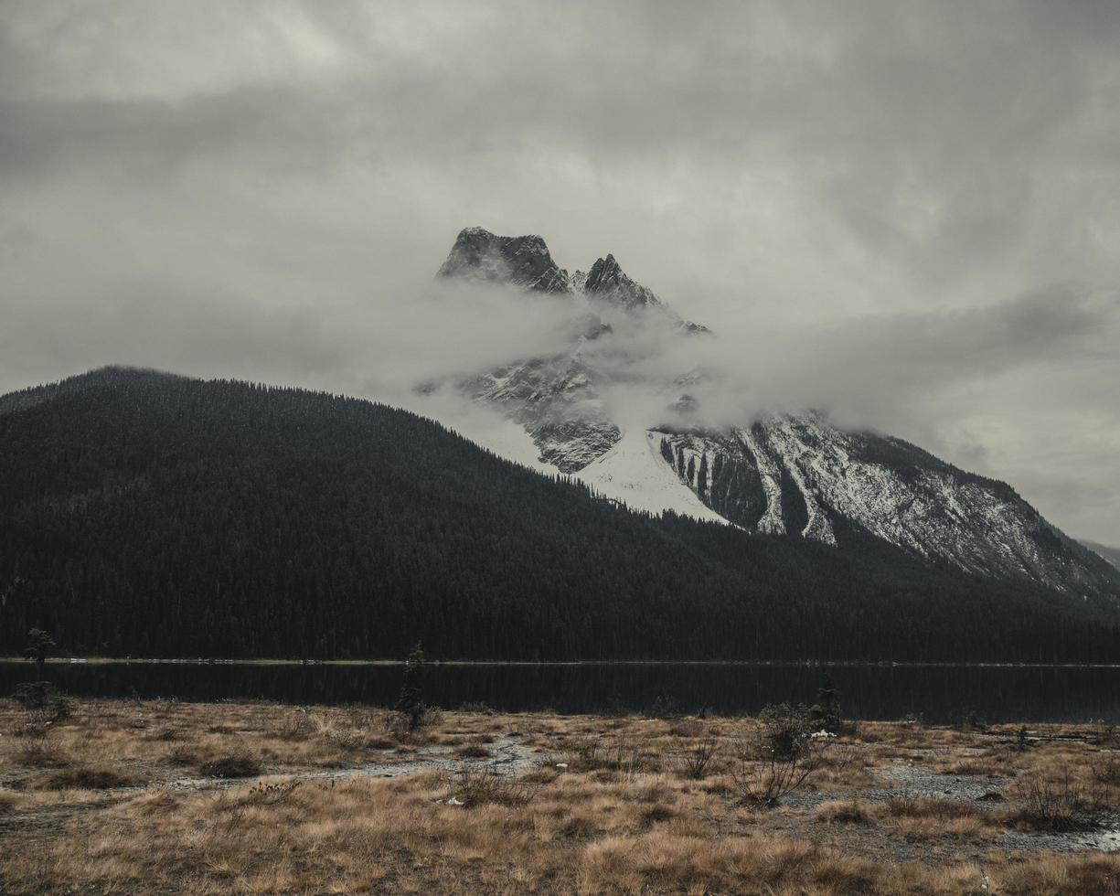 Lago Esmeralda, Canadá foto