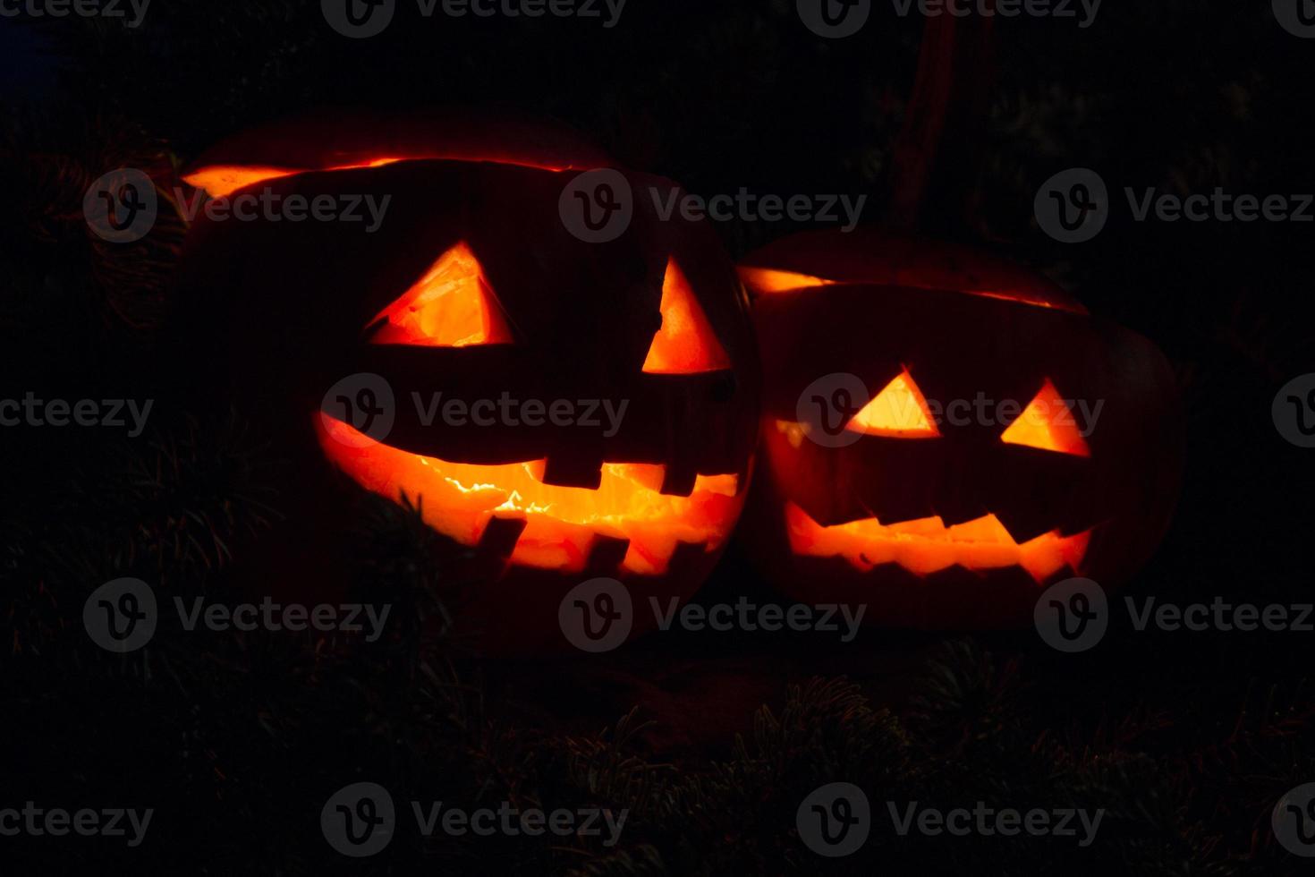 duas abóboras de halloween foto