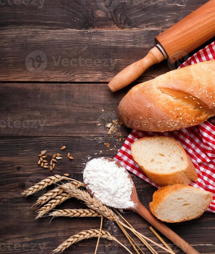 trigo, farinha e pão foto