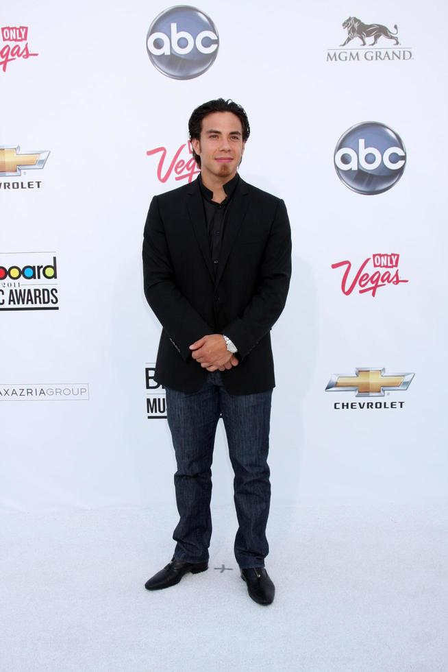 las vegas, 22 de maio - apolla anton ohno chegando ao billboard music awards de 2011 no mgm grand garden arena em 22 de maio de 2010 em las vegas, nv foto