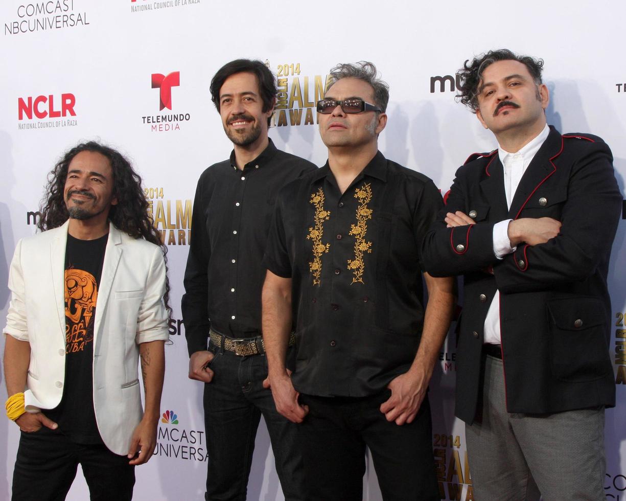 los angeles, 10 de outubro - café tacvba no 2014 nclr alma awards chegadas ao auditório cívico em 10 de outubro de 2014 em pasadena, ca foto