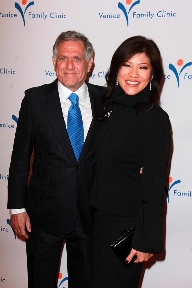 los angeles, 9 de março - les moonves, julie chen no 2015 silver circle gala no beverly wilshire hotel em 9 de março de 2015 em beverly hills, ca foto