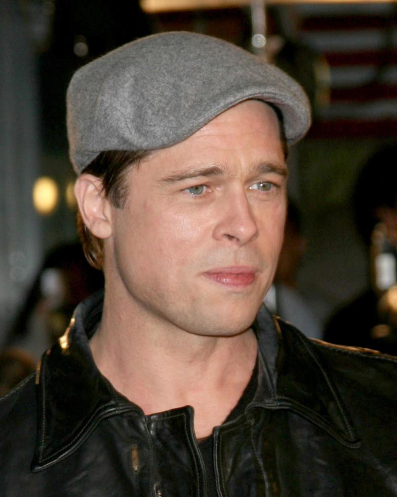 estréia de brad pitt beowulf teatro mann's village los angeles, ca 5 de novembro de 2007 ©2007 kathy hutchins foto de hutchins