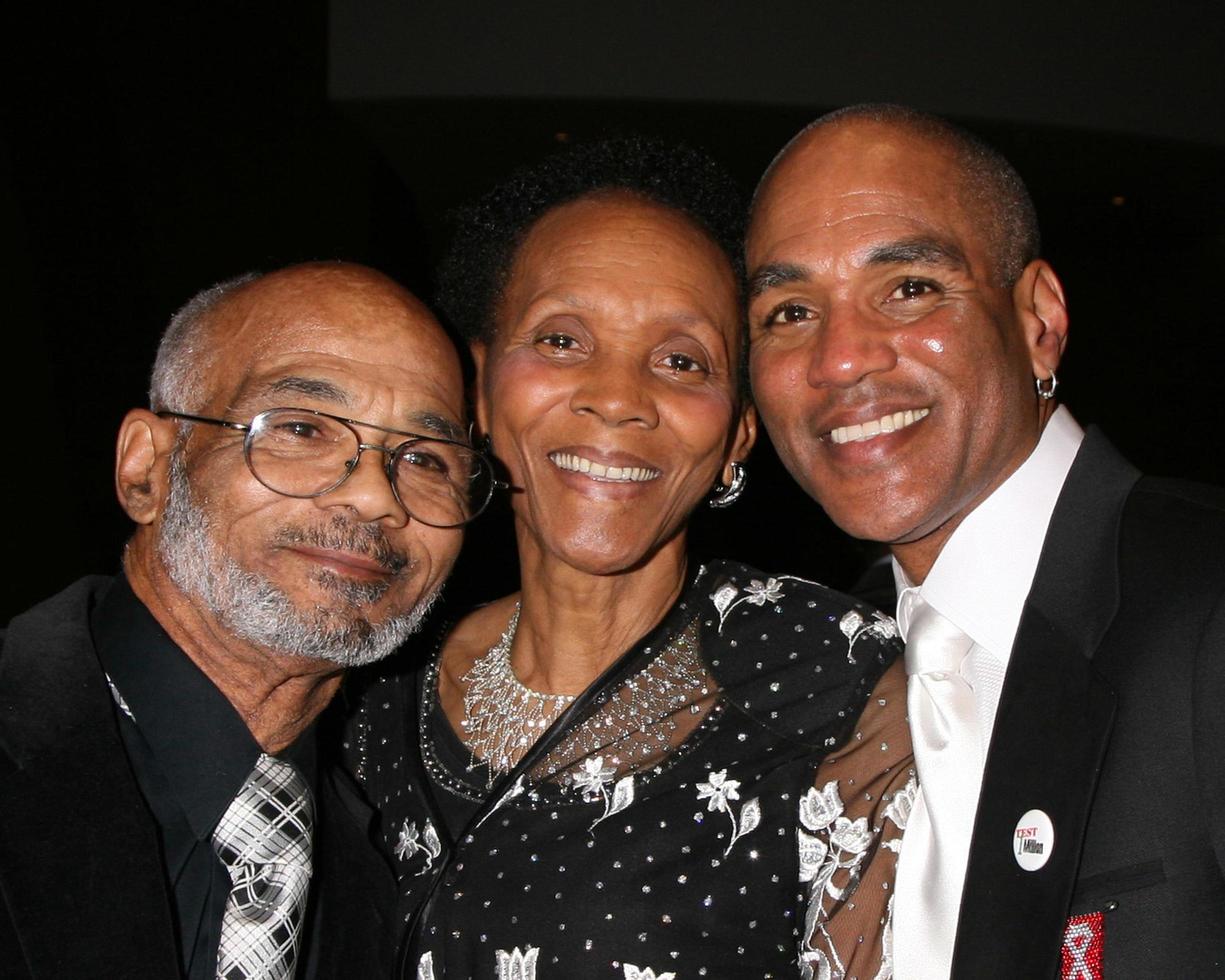 phill wilson e pais the black aids instituto gala disney concert hall los angeles, ca 7 de fevereiro de 2008 ©2008 kathy hutchins foto de hutchins