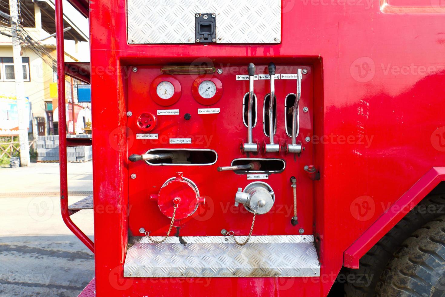 caminhão de bombeiros vermelho foto