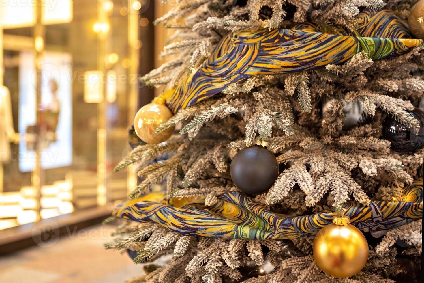 fundo de natal de uma árvore de natal decorada com brinquedos de natal.  férias de inverno. ano Novo. 14306953 Foto de stock no Vecteezy