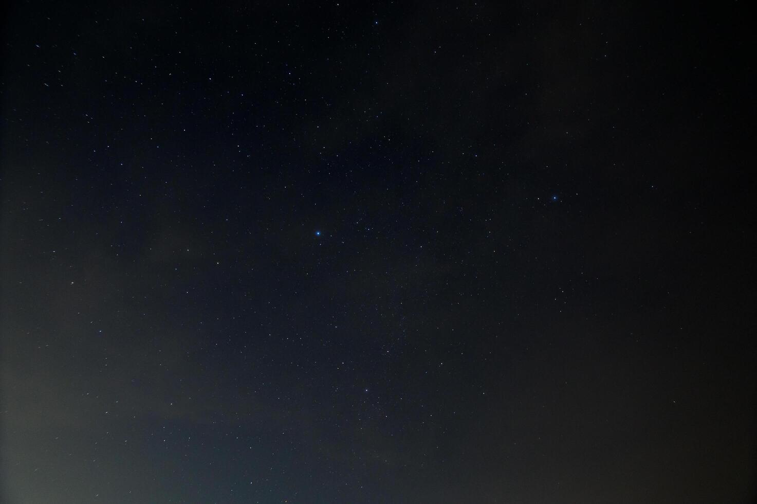 céu e estrelas da Via Láctea foto