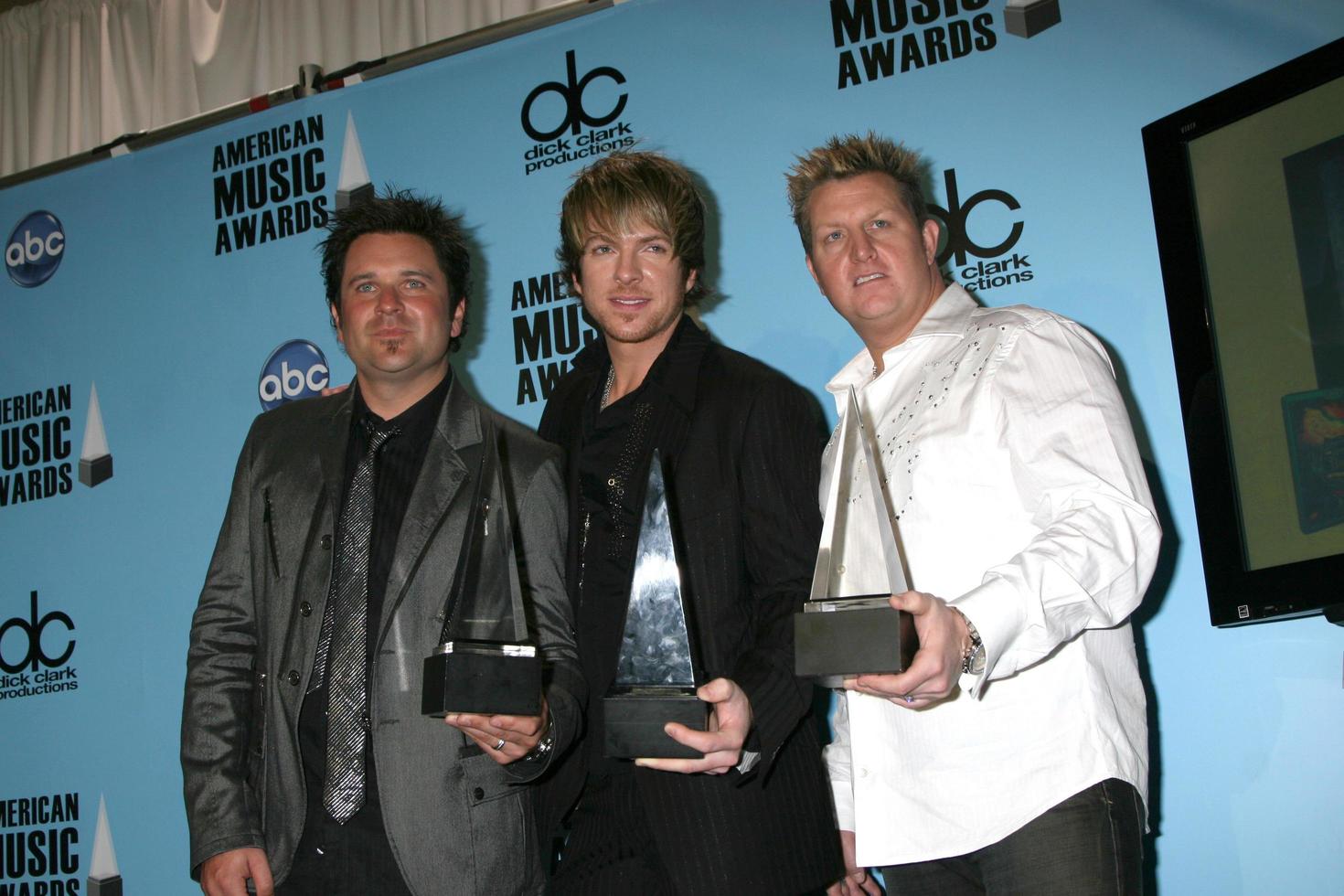 Rascal flatts na sala de imprensa do American Music Awards 2008 no Nokia Theatre em Los Angeles, ca 23 de novembro de 2008 foto