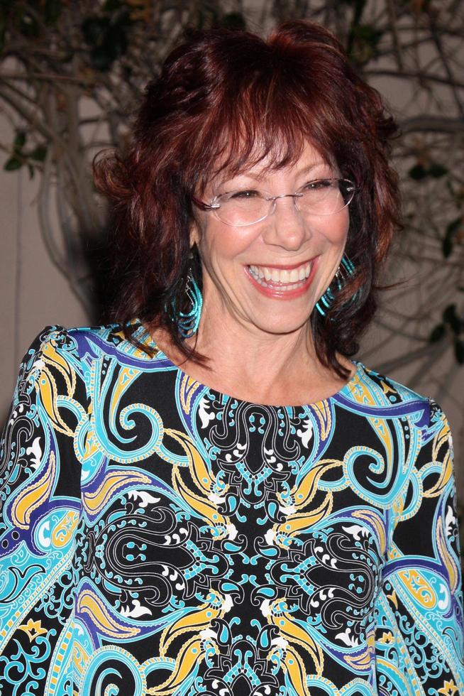 los angeles, 4 de outubro - mindy sterling chega à broadway hoje à noite uma noite de música e dança no alex theater em 4 de outubro de 2010 em glendale, ca foto