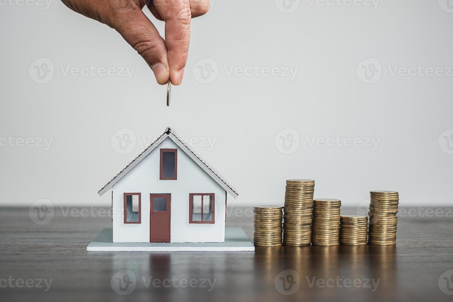 economize dinheiro para comprar casa residencial. riqueza de propriedade de growth.investment de negócios imobiliários para casa. foto