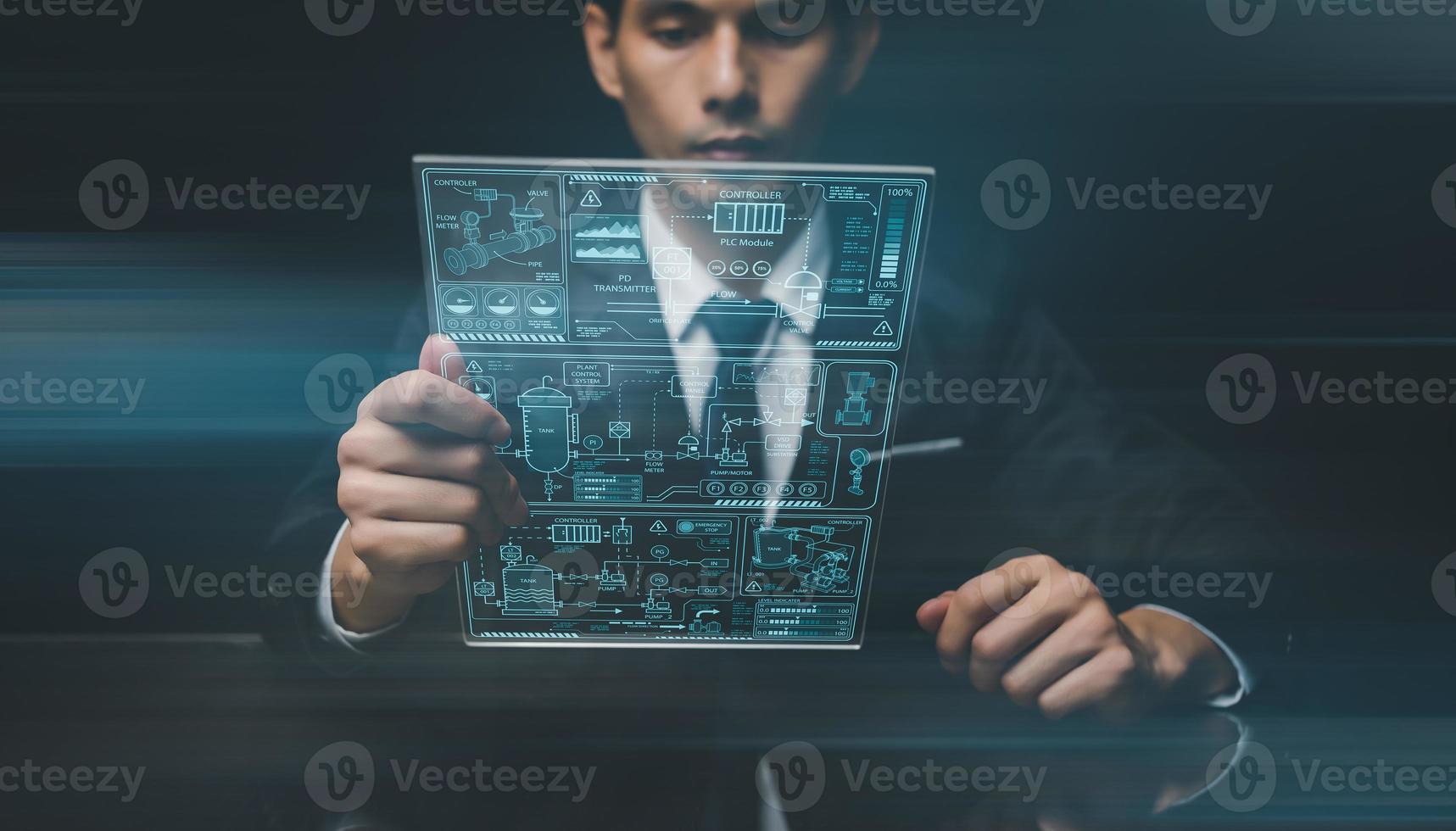 diagrama de tubulação e instrumentos engenheiros da equipe de controle do sistema estão inspecionando processos de fabricação trabalhando em telas holográficas da indústria mostrando vários sistemas de tubulação e controle dentro da planta foto