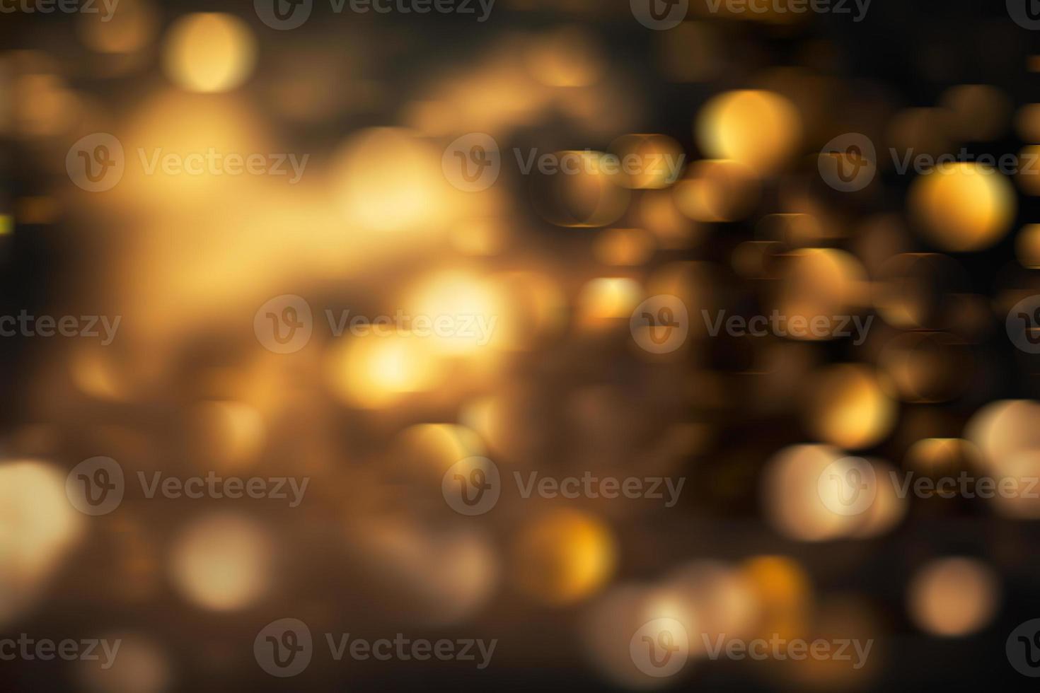 bokeh de ouro turva na véspera de ano novo foto