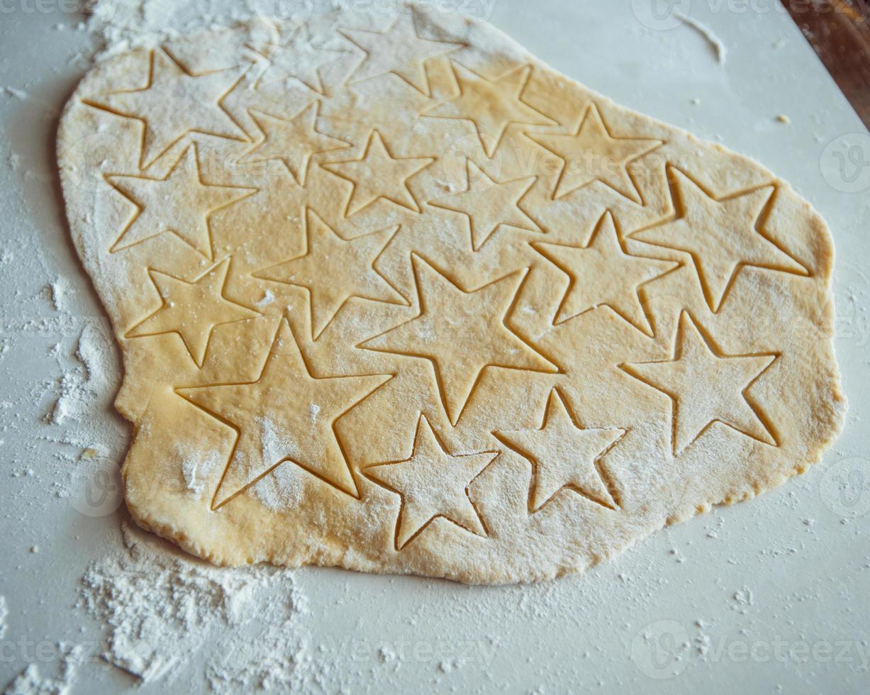 fazendo biscoitos em casa foto