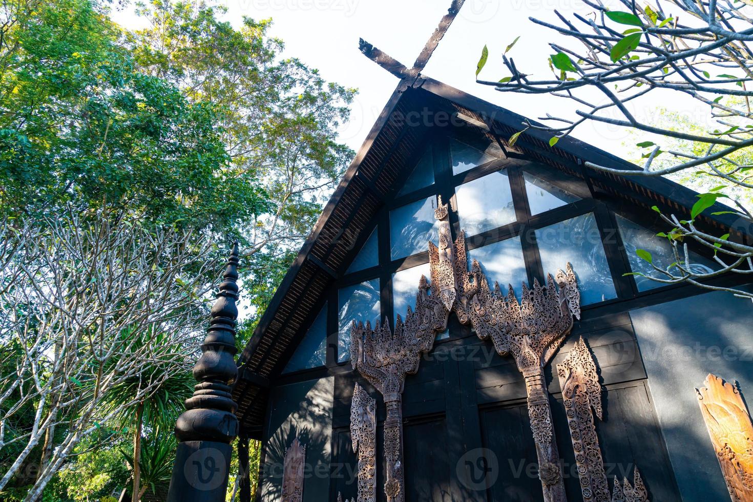 museu da barragem de baan ou casa negra, um dos lugares famosos e marcos de chiang rai foto