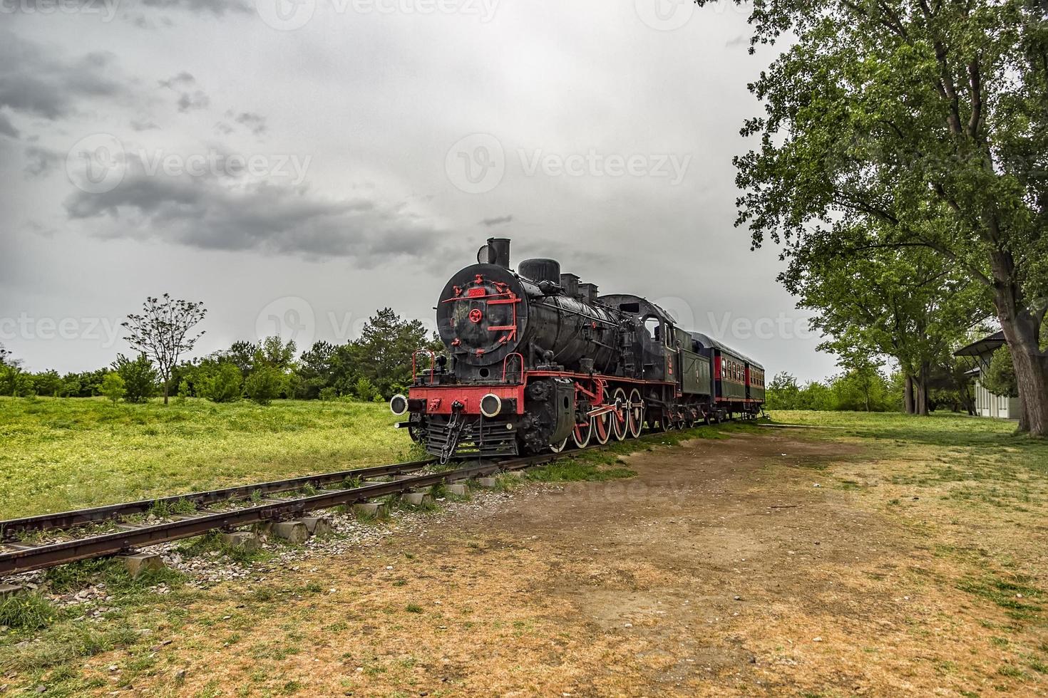 trem e locomotiva a vapor em edirne turquia foto