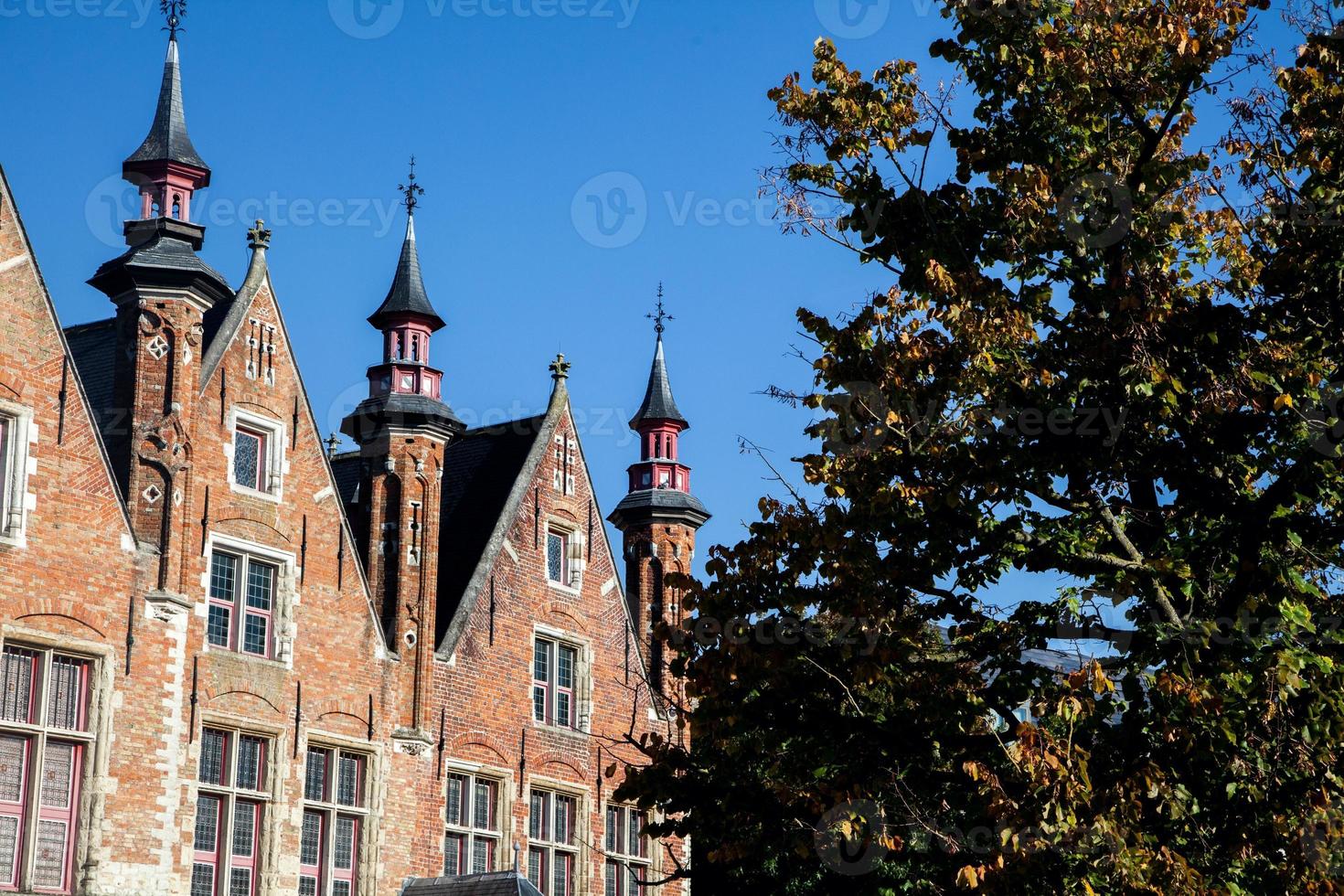 vistas de toda a cidade de bruges, bélgica foto