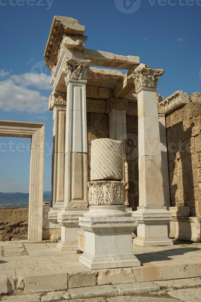 laodicéia na cidade antiga de lycus em denizli, turkiye foto