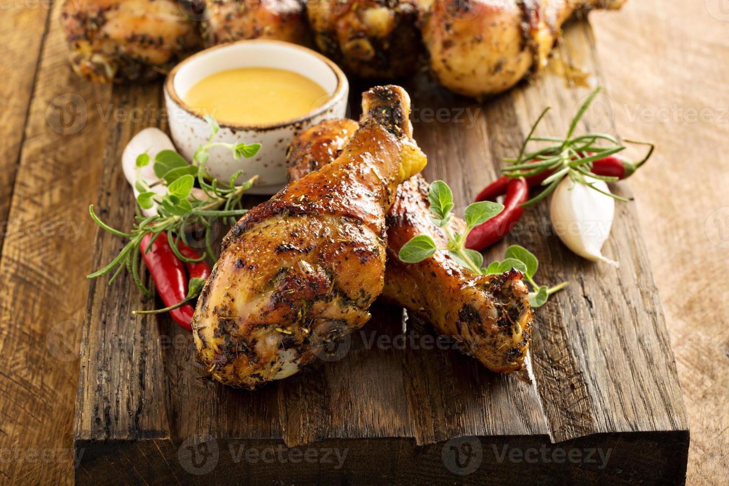 coxinhas de frango grelhadas foto