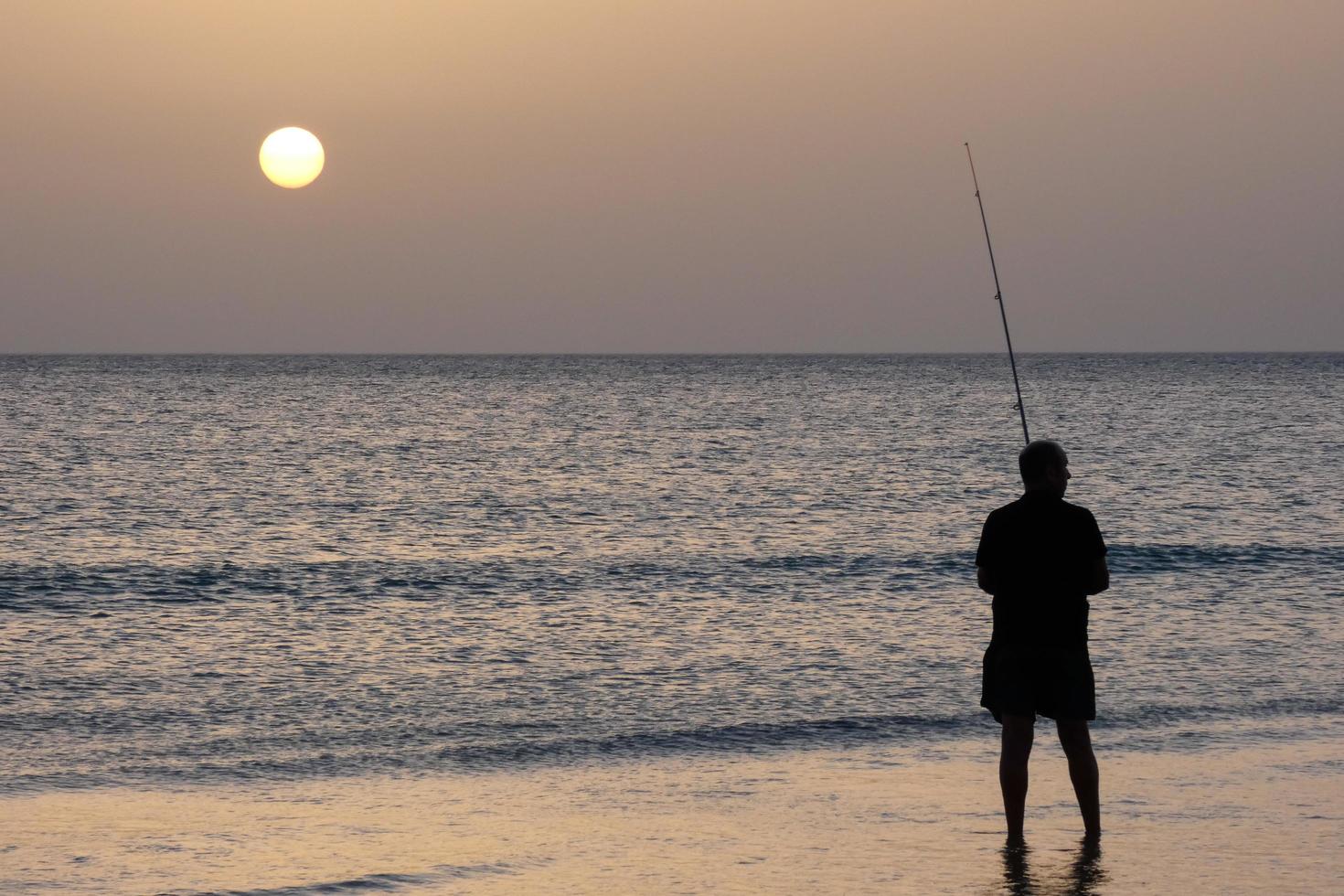 pesca de praia, pesca tradicional como hobby foto