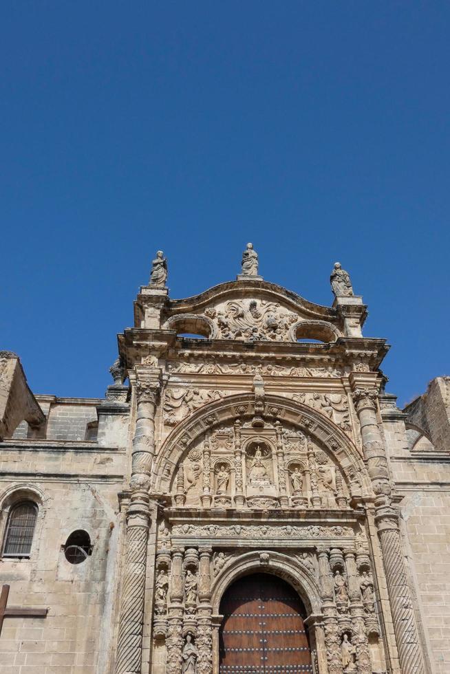 igreja na aldeia de puerto de santa maria, na província de cádiz, andaluzia, espanha. foto