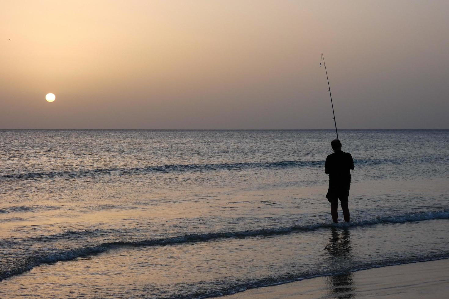 pesca de praia, pesca tradicional como hobby foto