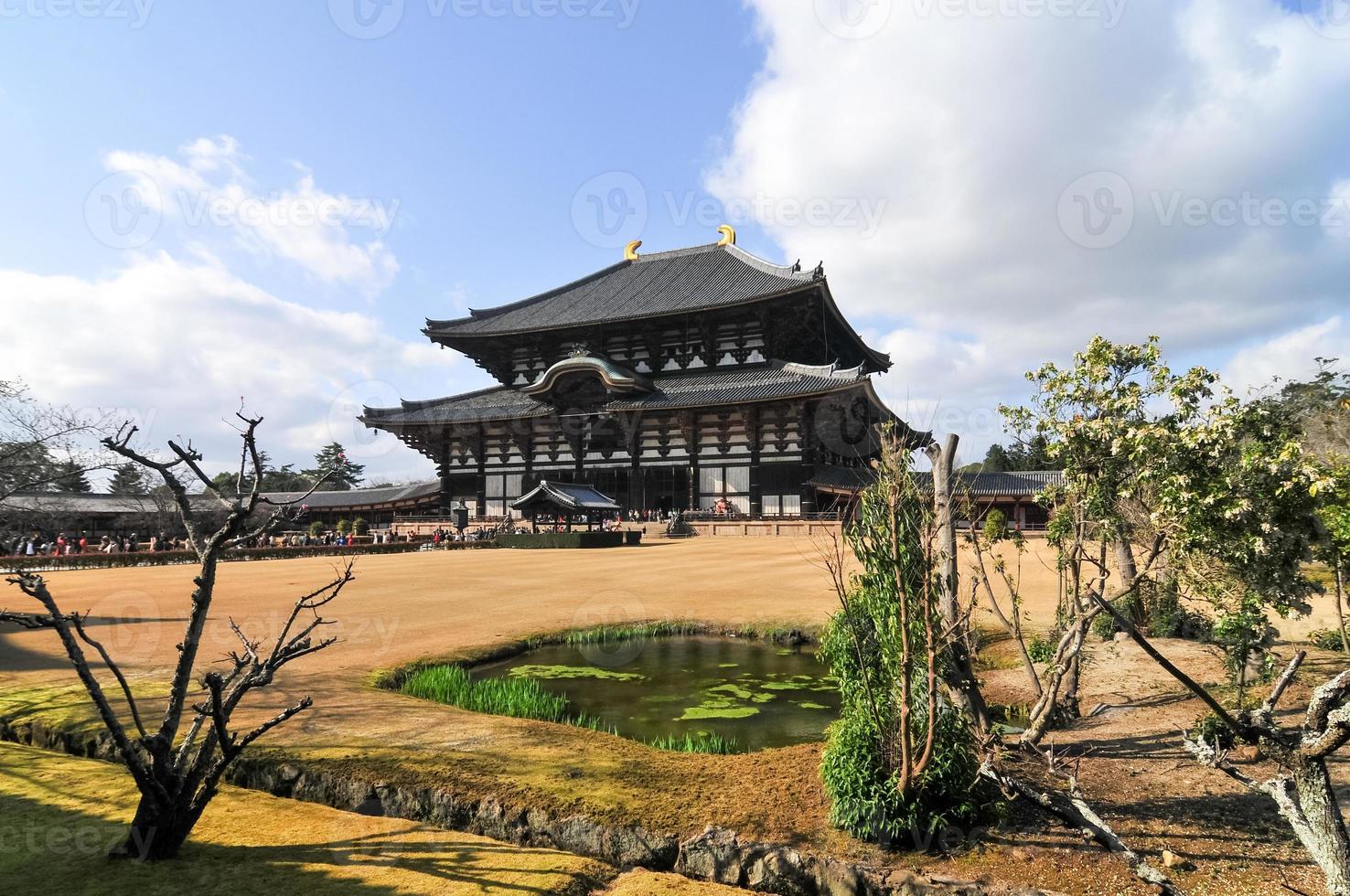 templo todai-ji em nara, japão. foto