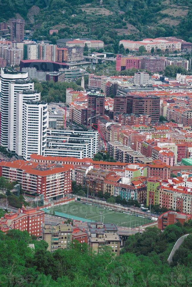 vista da cidade da cidade de bilbao, país basco, espanha, destinos de viagem foto