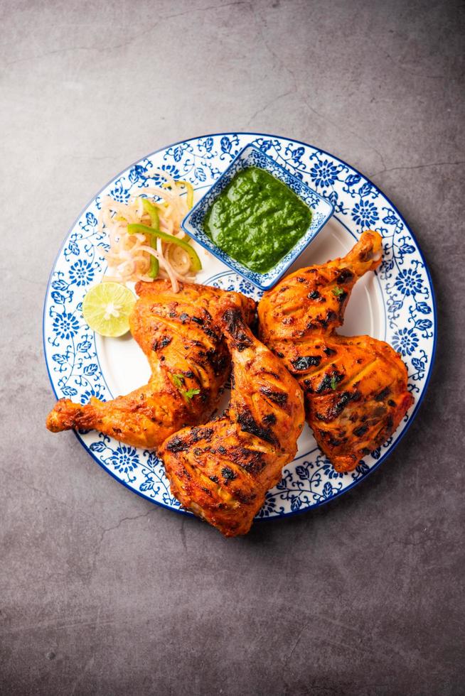 frango tandoori é um alimento picante indiano não vegetariano foto