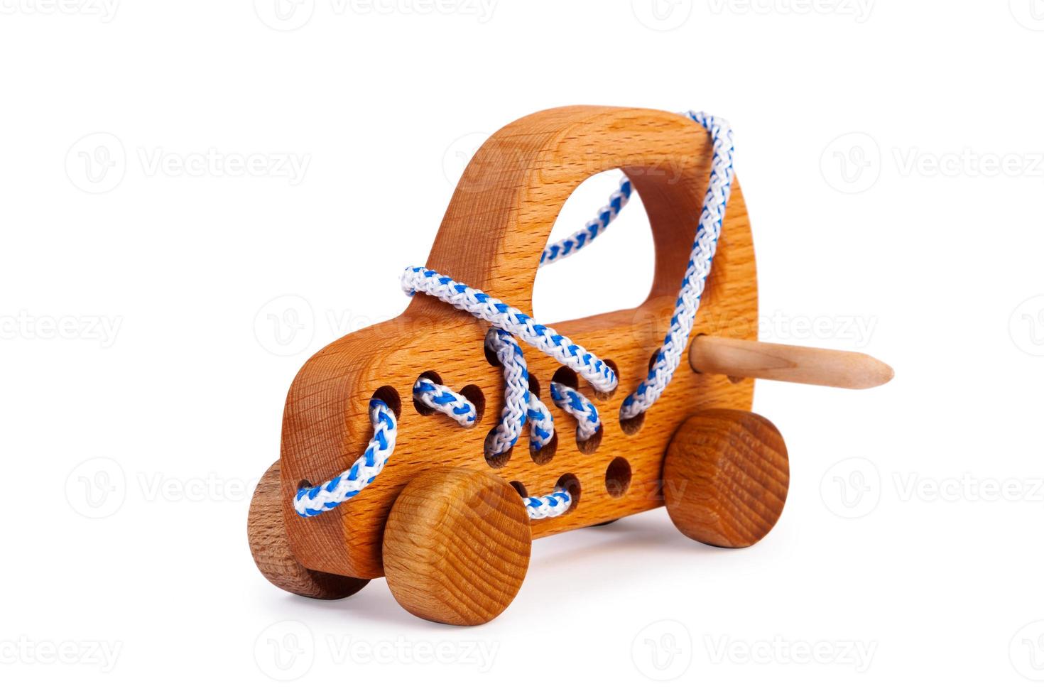 foto de um carro de madeira de faia
