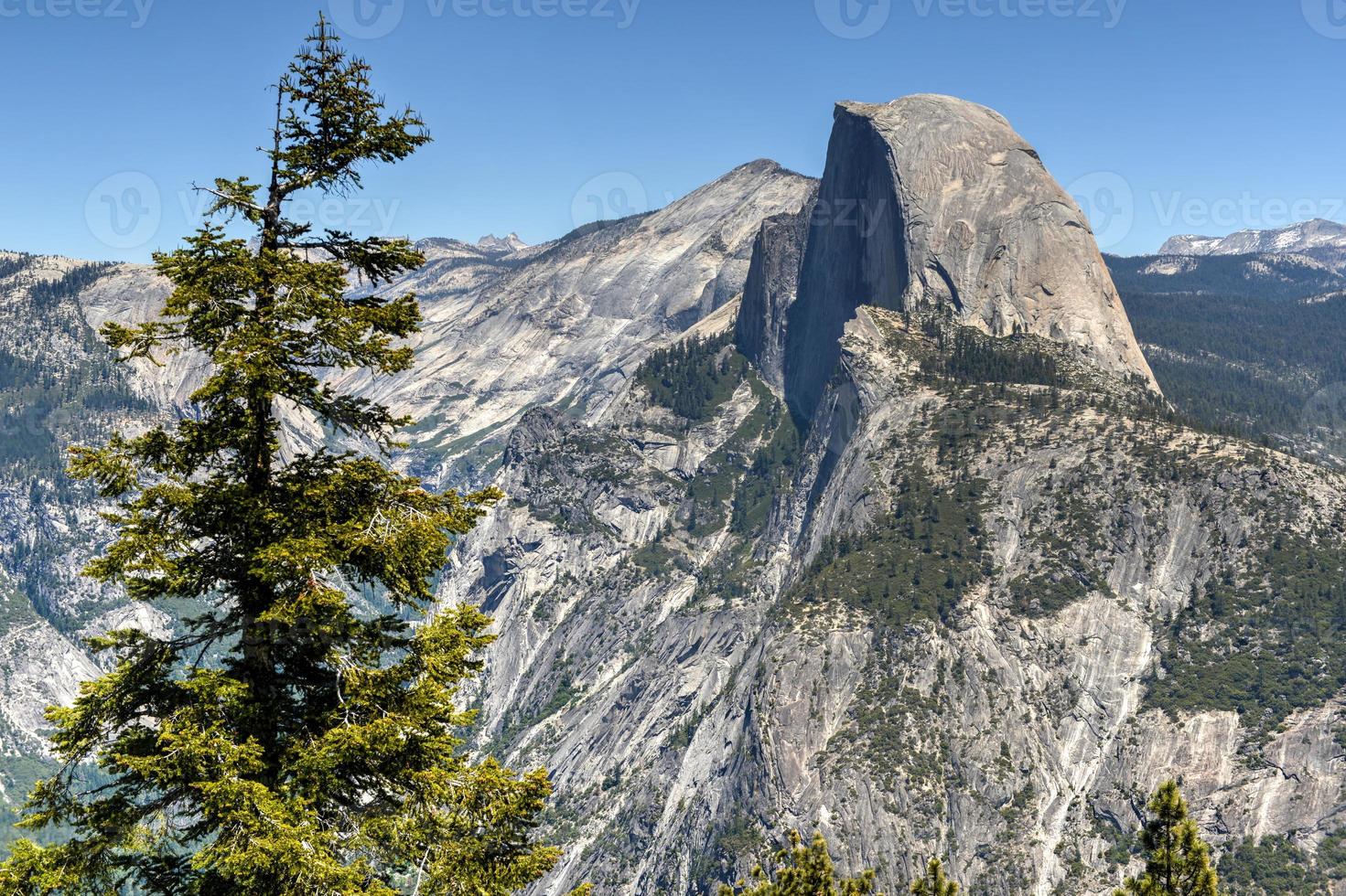 meia cúpula do vale de yosemite foto