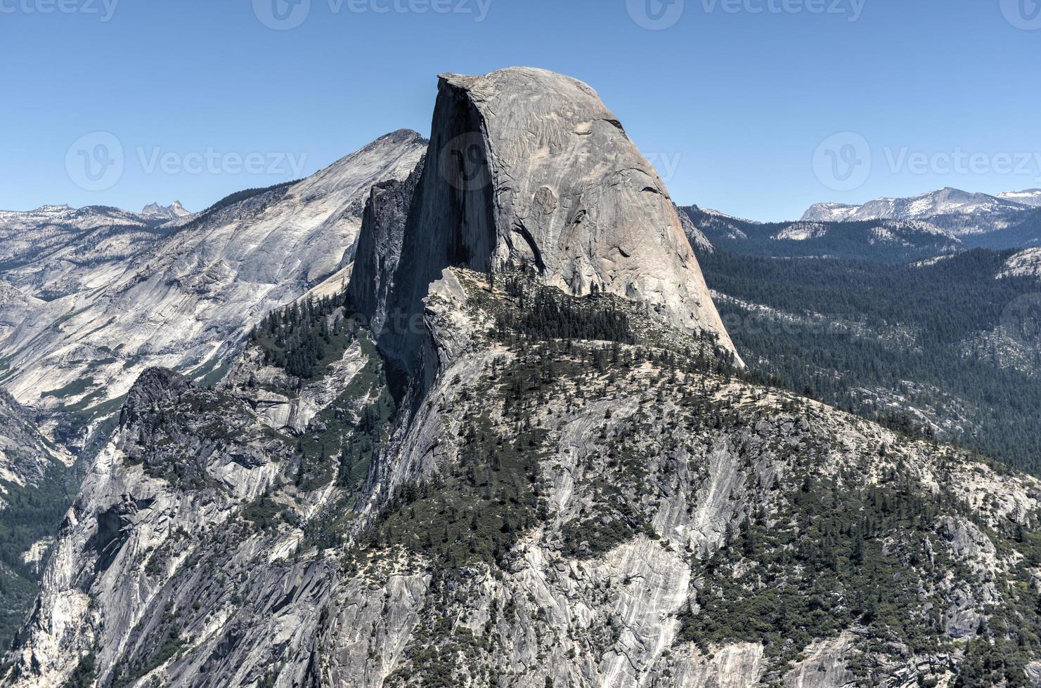 meia cúpula do vale de yosemite foto