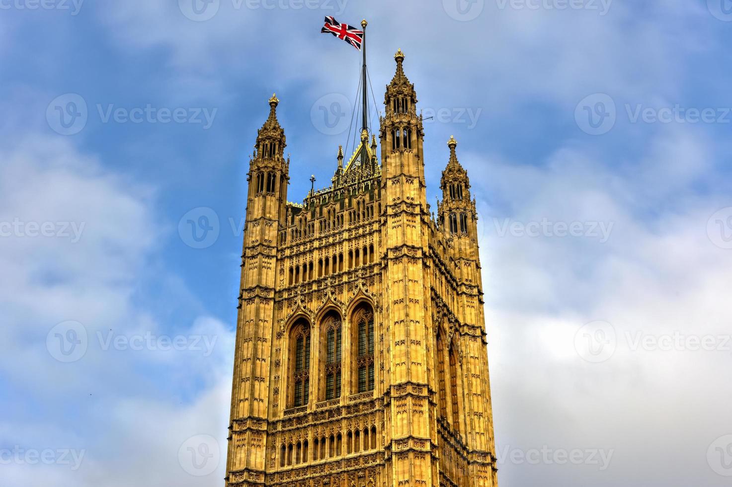 o palácio de westminster em londres, inglaterra. foto