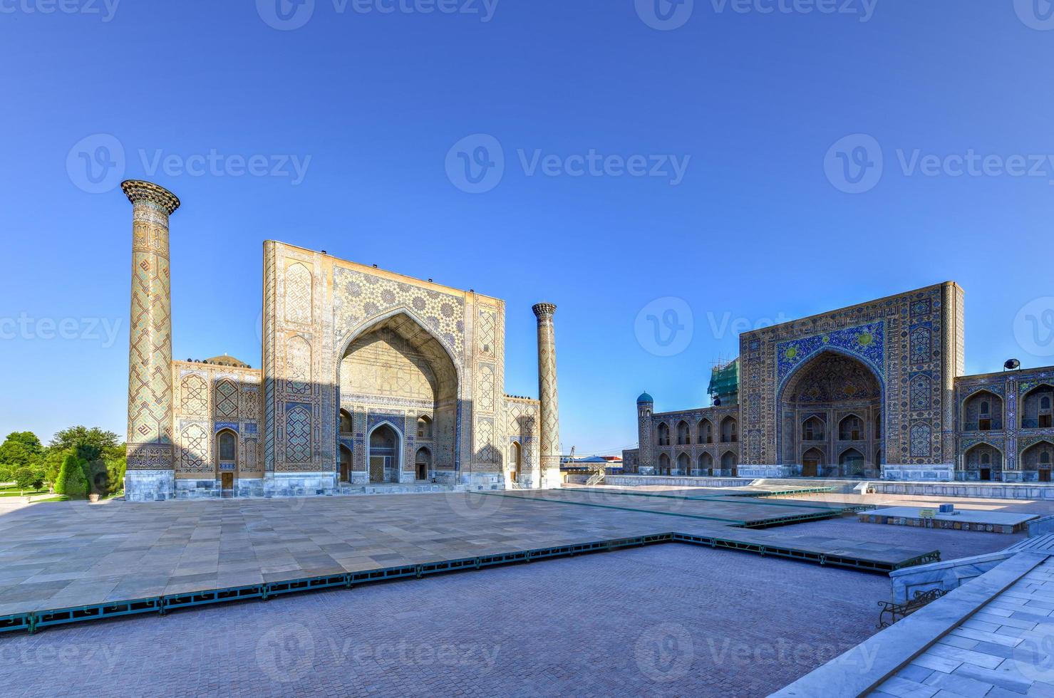 registran na antiga cidade de samarcanda no uzbequistão foto