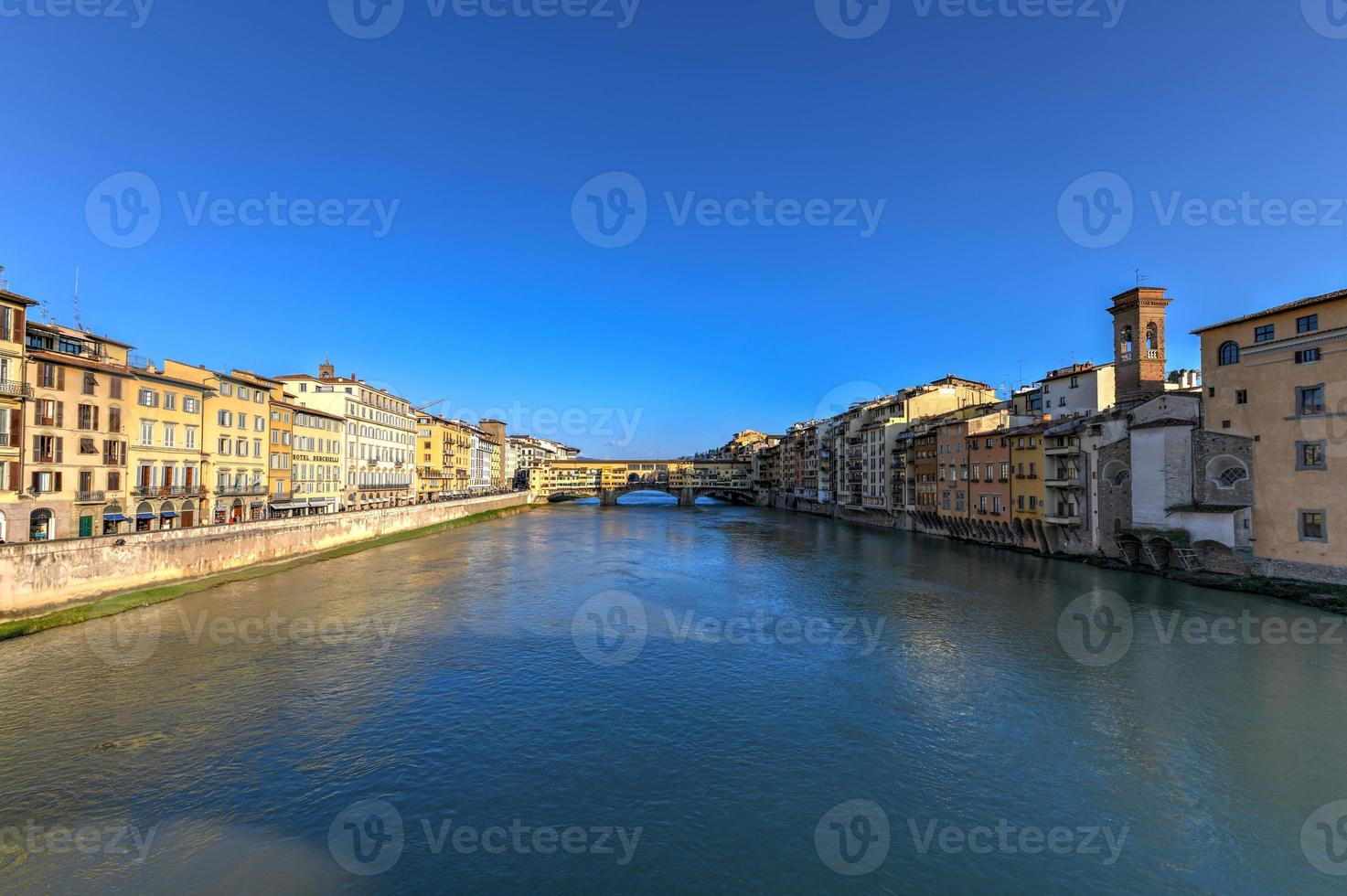 ponte vecchio - florença, itália foto