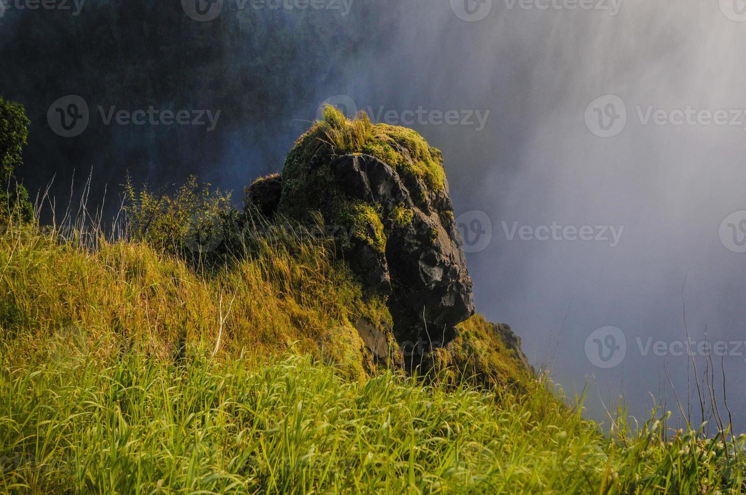 Victoria Falls na fronteira do Zimbábue e da Zâmbia foto